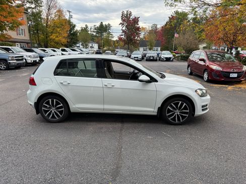 Used 2015 Volkswagen Golf SE image 6
