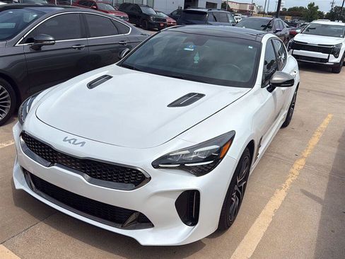 Used 2023 Kia Stinger GT-Line w/ Sun & Sound Package RWD image 2