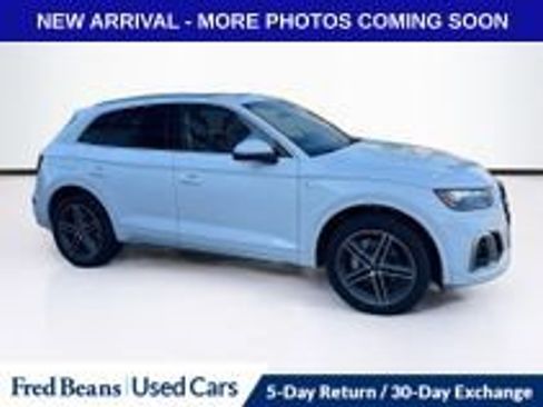 Used 2021 Audi Q5 e Premium Plus w/ Premium Plus Package image 8