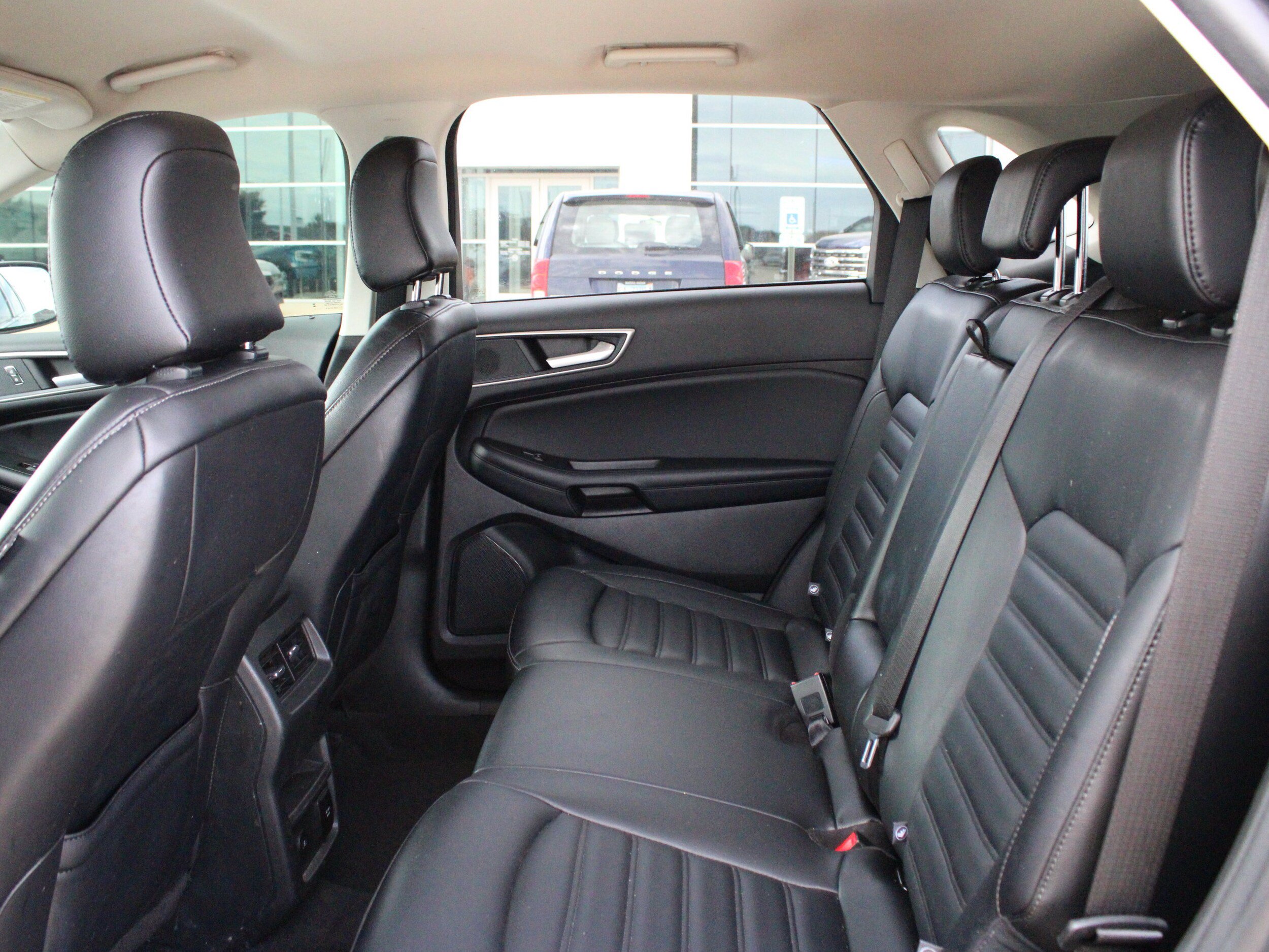 Used 2024 Ford Edge SEL w/ Convenience Package AWD/4WD image 17