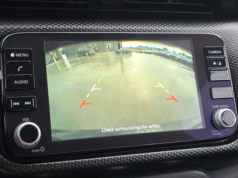 Used 2024 Nissan Kicks SV image 18