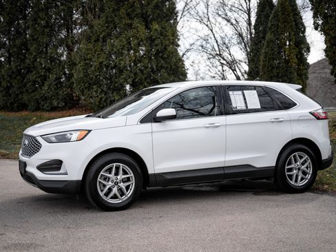 Used 2024 Ford Edge SEL image 8