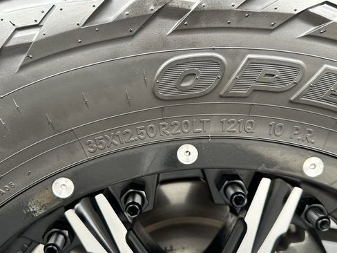 Used 2020 Chevrolet Silverado 3500 High Country w/ Z71 Off-Road Package image 38