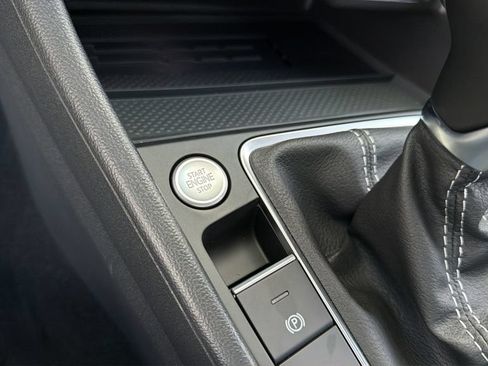 New 2026 Volkswagen Jetta SEL FWD image 25