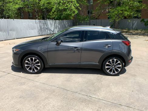 Used 2019 MAZDA CX-3 Touring AWD/4WD image 2