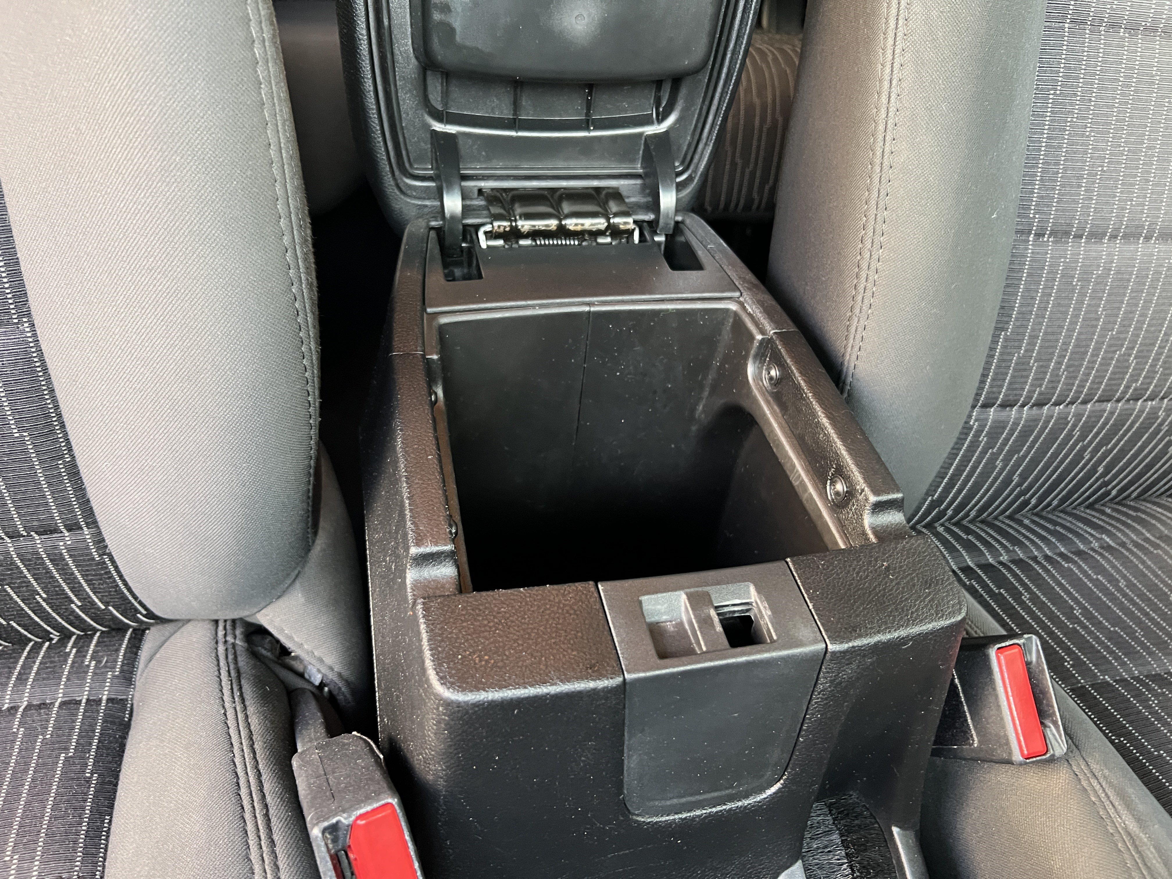 Used 2012 Jeep Wrangler Unlimited Sport AWD/4WD image 23
