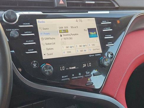 Used 2019 Toyota Camry XSE image 10