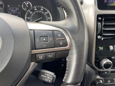 Used 2023 Lexus GX 460 Premium w/ Premium Plus Package image 18