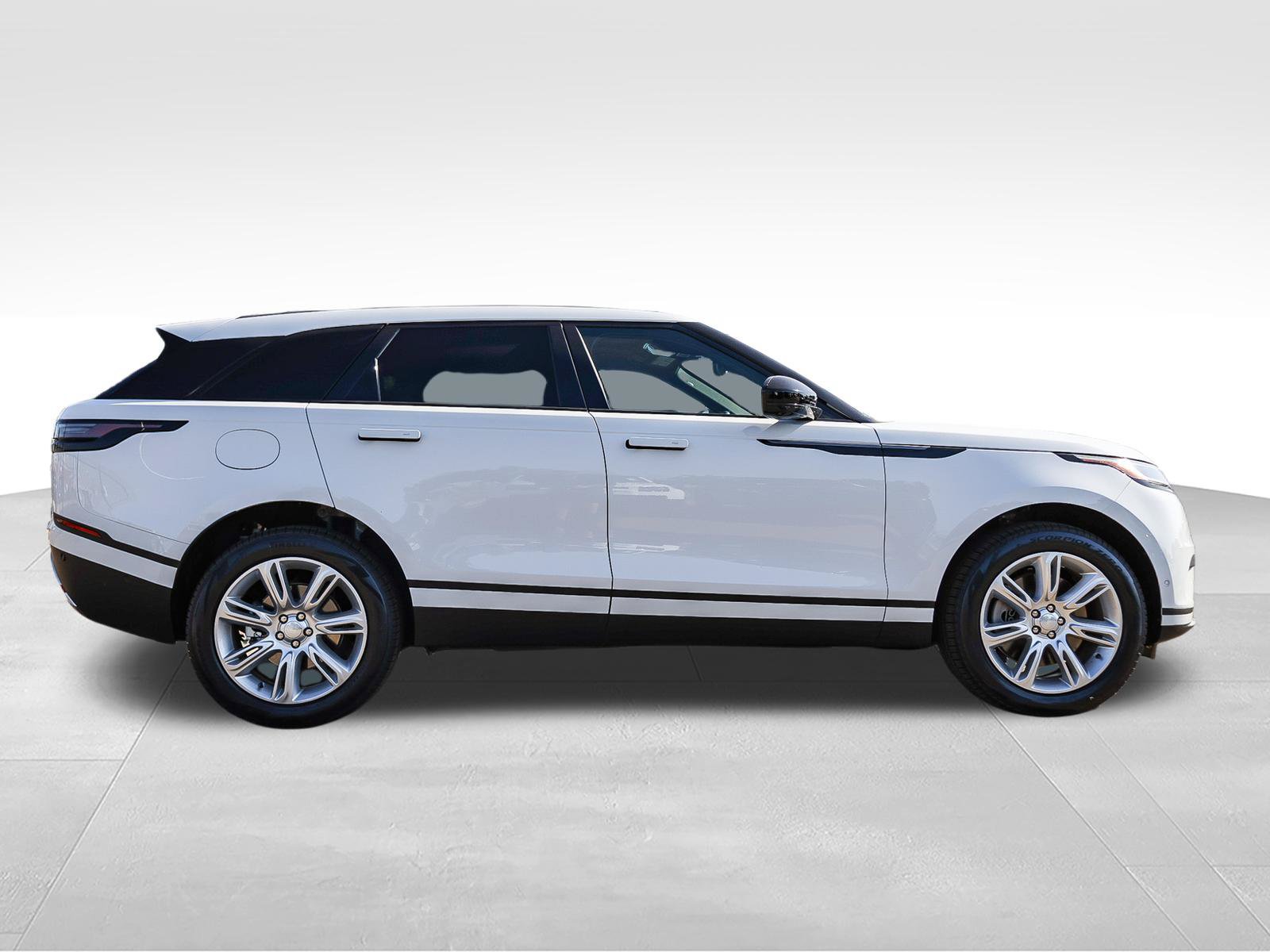 New 2026 Land Rover Range Rover Velar S AWD/4WD image 4