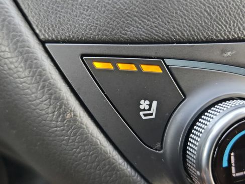 Used 2024 Chevrolet Malibu LT image 29