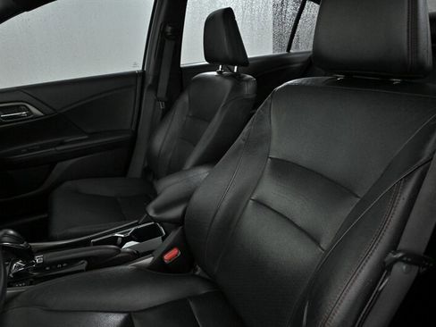 Used 2017 Honda Accord Sport Special Edition image 18