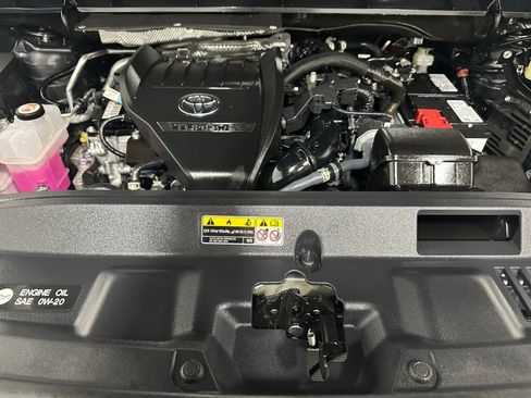 Used 2025 Toyota Highlander XSE AWD/4WD image 74
