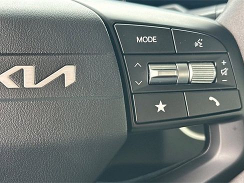 New 2026 Kia K4 LXS image 28