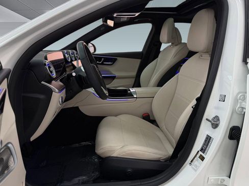 Certified 2023 Mercedes-Benz C 300 Sedan image 5