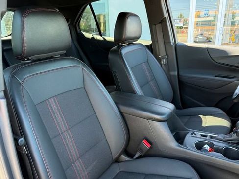 Used 2023 Chevrolet Equinox RS FWD image 24