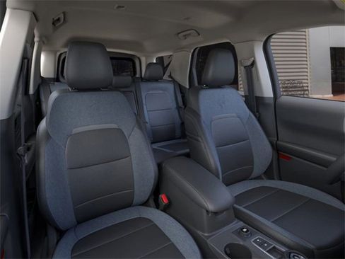 New 2025 Ford Bronco Sport Outer Banks image 10