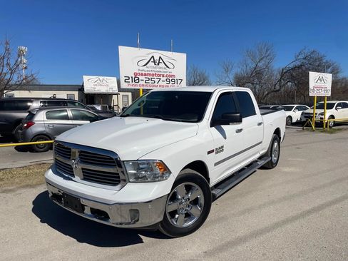 Used 2016 RAM 1500 Lone Star AWD/4WD image 1