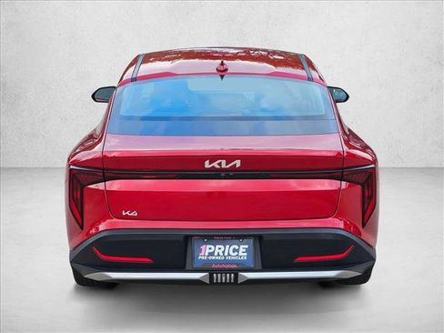 Used 2025 Kia K4 LXS image 6