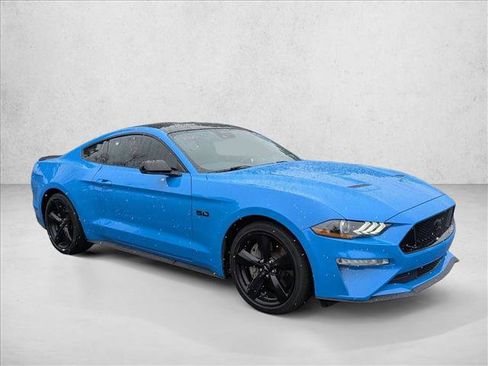 Used 2022 Ford Mustang GT Premium w/ Equipment Group 401A image 3