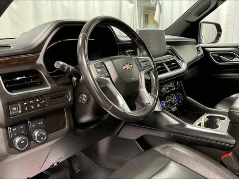 Used 2022 Chevrolet Tahoe Z71 w/ Luxury Package image 8