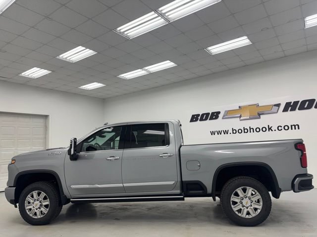 New 2026 Chevrolet Silverado 2500 High Country w/ High Country Premium Package AWD/4WD image 8