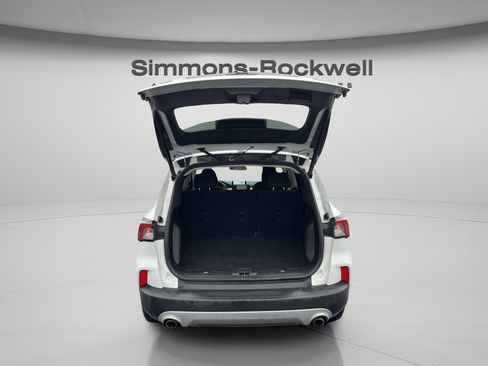 Used 2022 Ford Escape SE w/ Convenience Package image 3