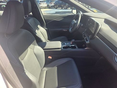 Used 2025 Lexus RX 350h w/ Accessory Package AWD/4WD image 28