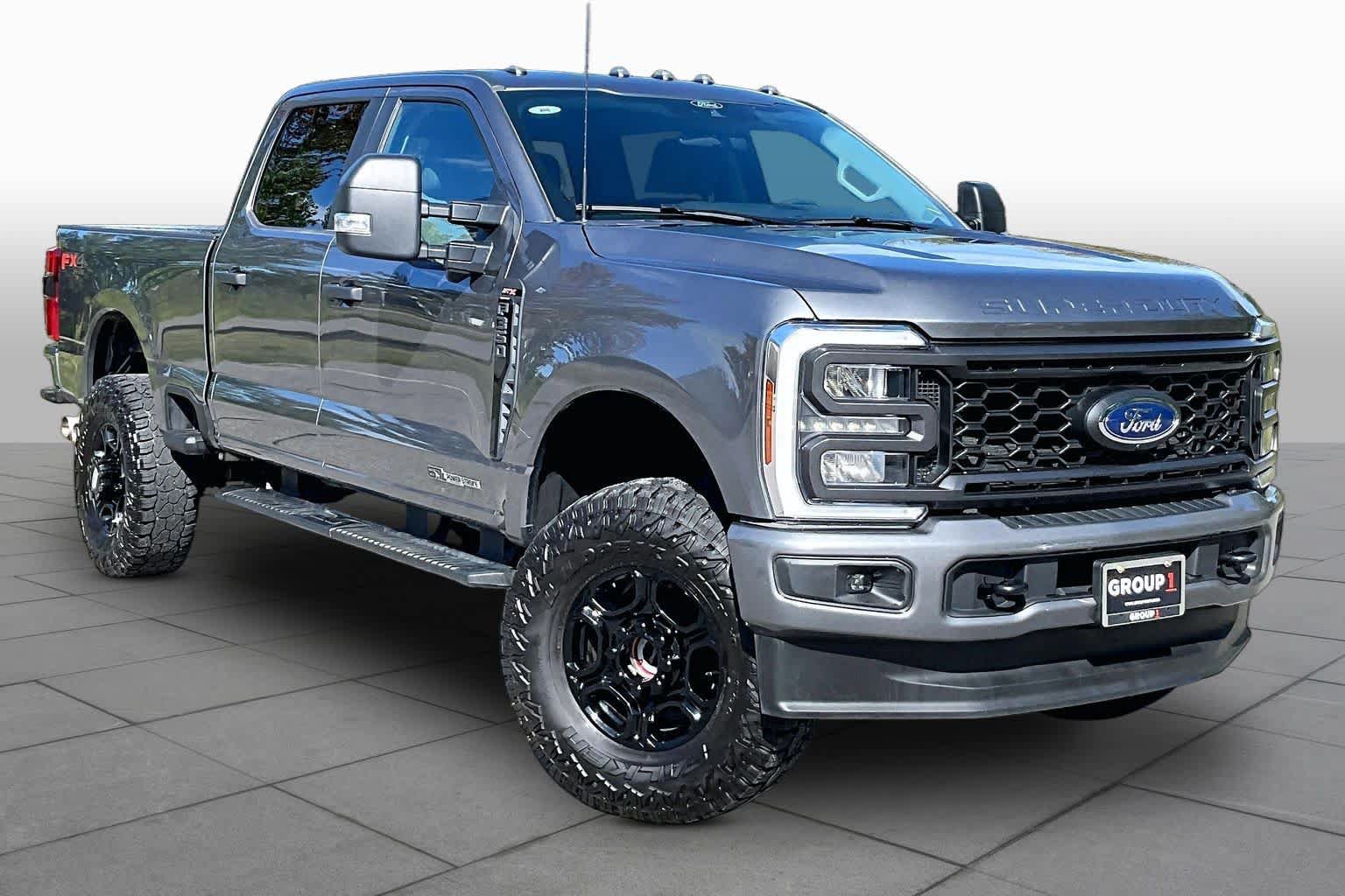 Used 2025 Ford F350 XL w/ STX Appearance Package AWD/4WD image 2