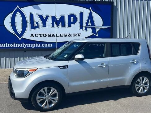 Used 2016 Kia Soul + FWD image 1