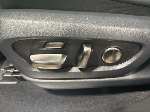 Used 2023 Lexus LX 600 4WD w/ Ultra Luxury Package image 19