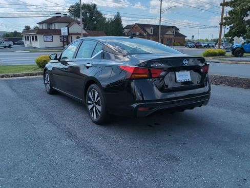 Used 2021 Nissan Altima 2.5 SV FWD image 7
