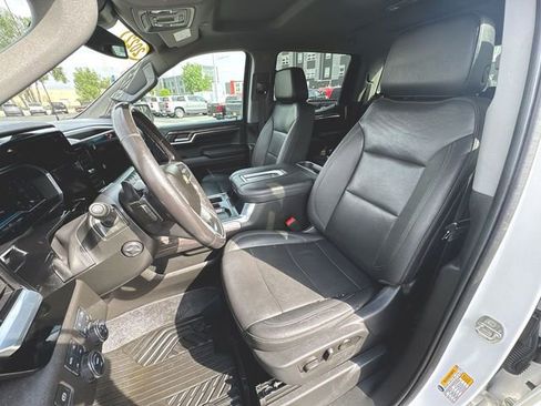 Used 2022 Chevrolet Silverado 1500 LTZ AWD/4WD image 18