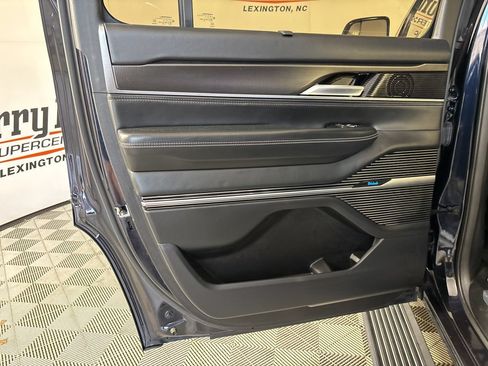 Used 2024 Jeep Grand Wagoneer Series II Obsidian w/ Quick Order Packagew 28T AWD/4WD image 20
