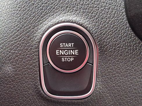 Used 2025 Mercedes-Benz Sprinter 2500 image 23