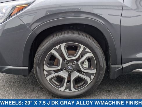 Used 2025 Subaru Ascent Touring AWD/4WD image 11