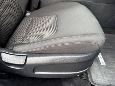 Used 2023 Kia Sportage LX AWD/4WD image 22