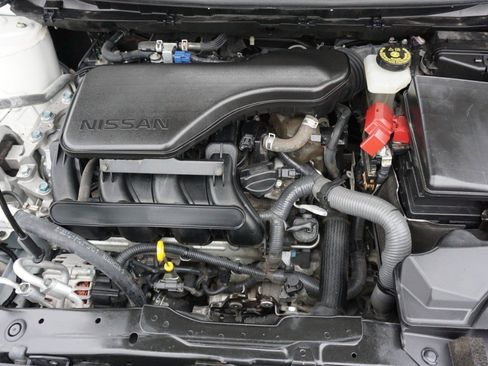 Used 2019 Nissan Rogue Sport S image 31