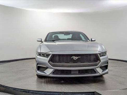 Used 2024 Ford Mustang Coupe image 11