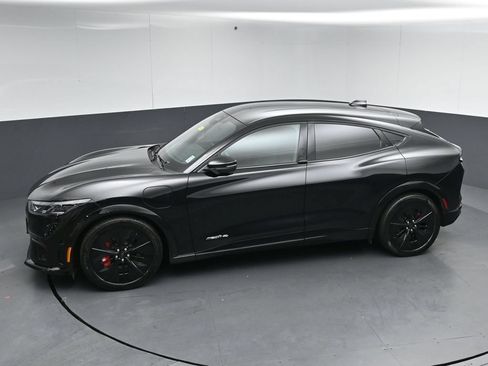 Certified 2025 Ford Mustang Mach-E GT AWD/4WD image 46