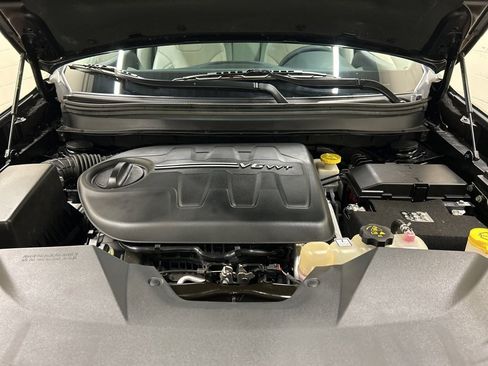 Used 2022 Jeep Cherokee Latitude Lux w/ Sun & Sound Group image 12