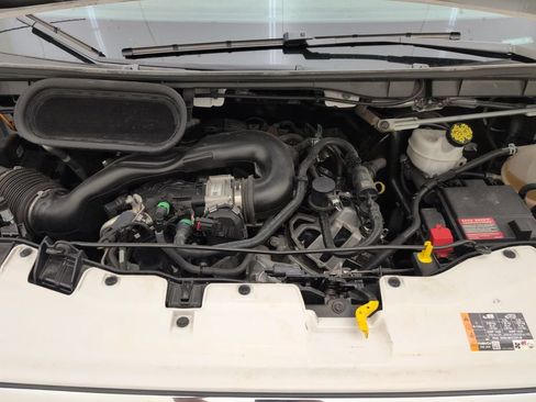 Used 2025 Ford Transit 250 Low Roof w/ Exterior Upgrade Package RWD image 35