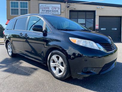 Used 2016 Toyota Sienna LE