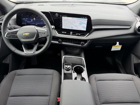 New 2026 Chevrolet Equinox LT w/ Safety and Technology Package image 12