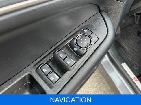 Certified 2024 Ford Edge ST-Line image 18