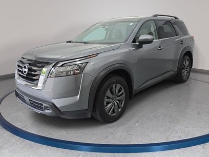 Certified 2024 Nissan Pathfinder SV w/ SV Premium Package