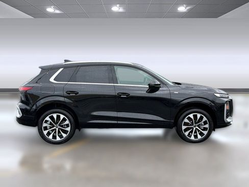 New 2026 Audi Q3 quattro 2.0T AWD/4WD image 8