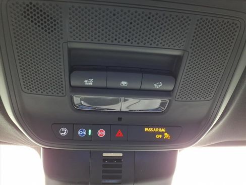 New 2026 Chevrolet Traverse LT w/ Sun and Wheel Package image 19