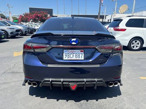 Used 2022 Toyota Camry SE FWD image 9