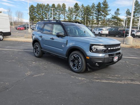 New 2026 Ford Bronco Sport Outer Banks w/ Outer Banks Tech Package+ AWD/4WD image 18