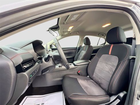 Used 2024 Nissan Sentra SR image 20